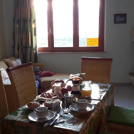 Couette-café Su Sole 3*