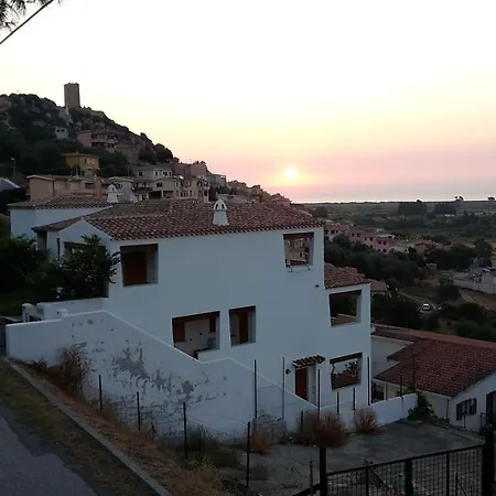 Couette-café Su Sole Posada (Sardinia)