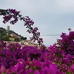 Su Sole 3* بوسادا