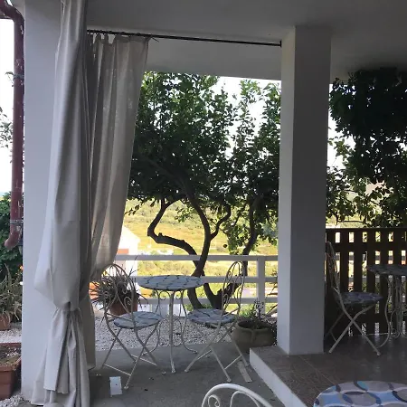 Su Sole B&B 포사타